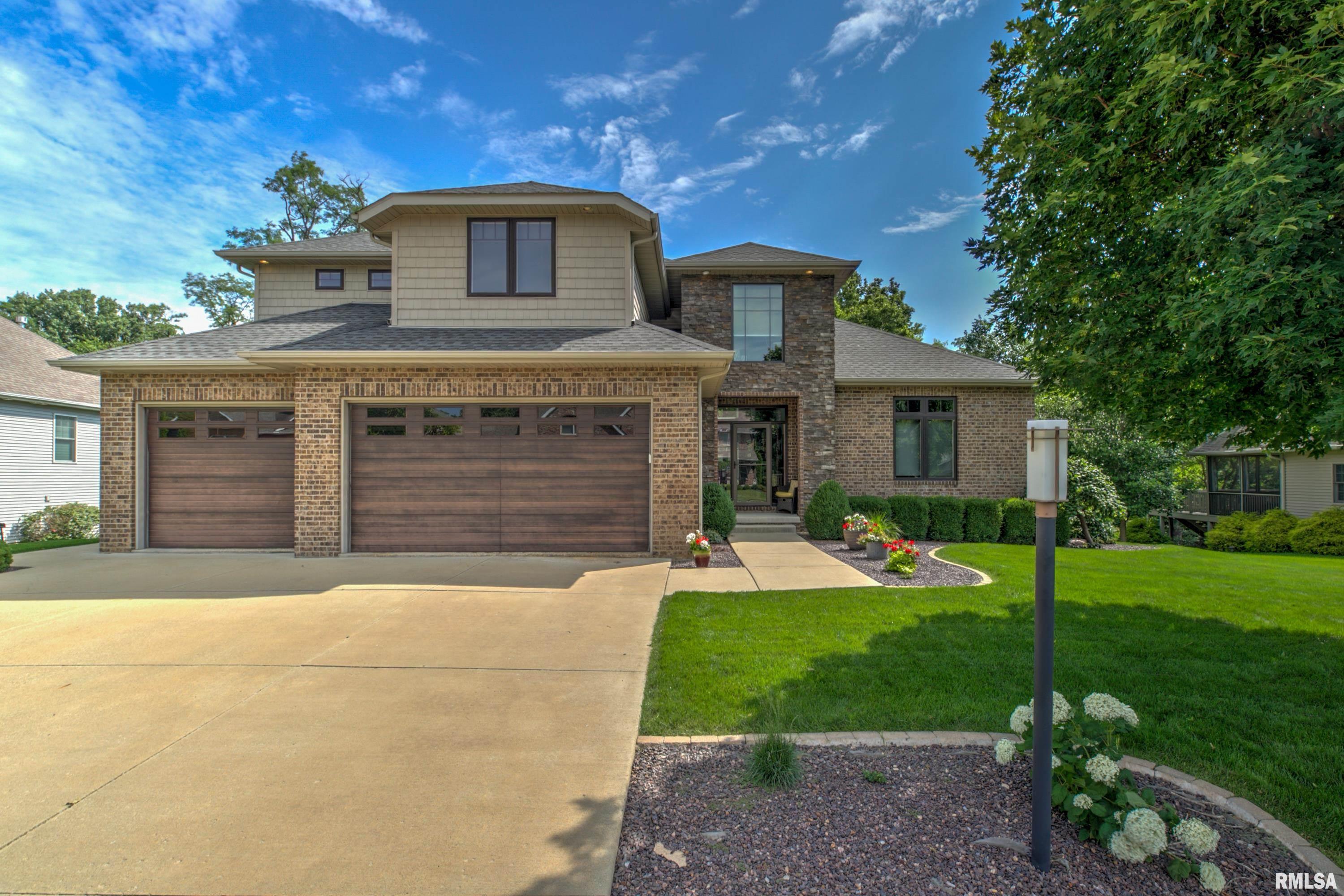 Luxury Home for sale at 918 S COPPERPOINT Drive  in Dunlap Illinois!