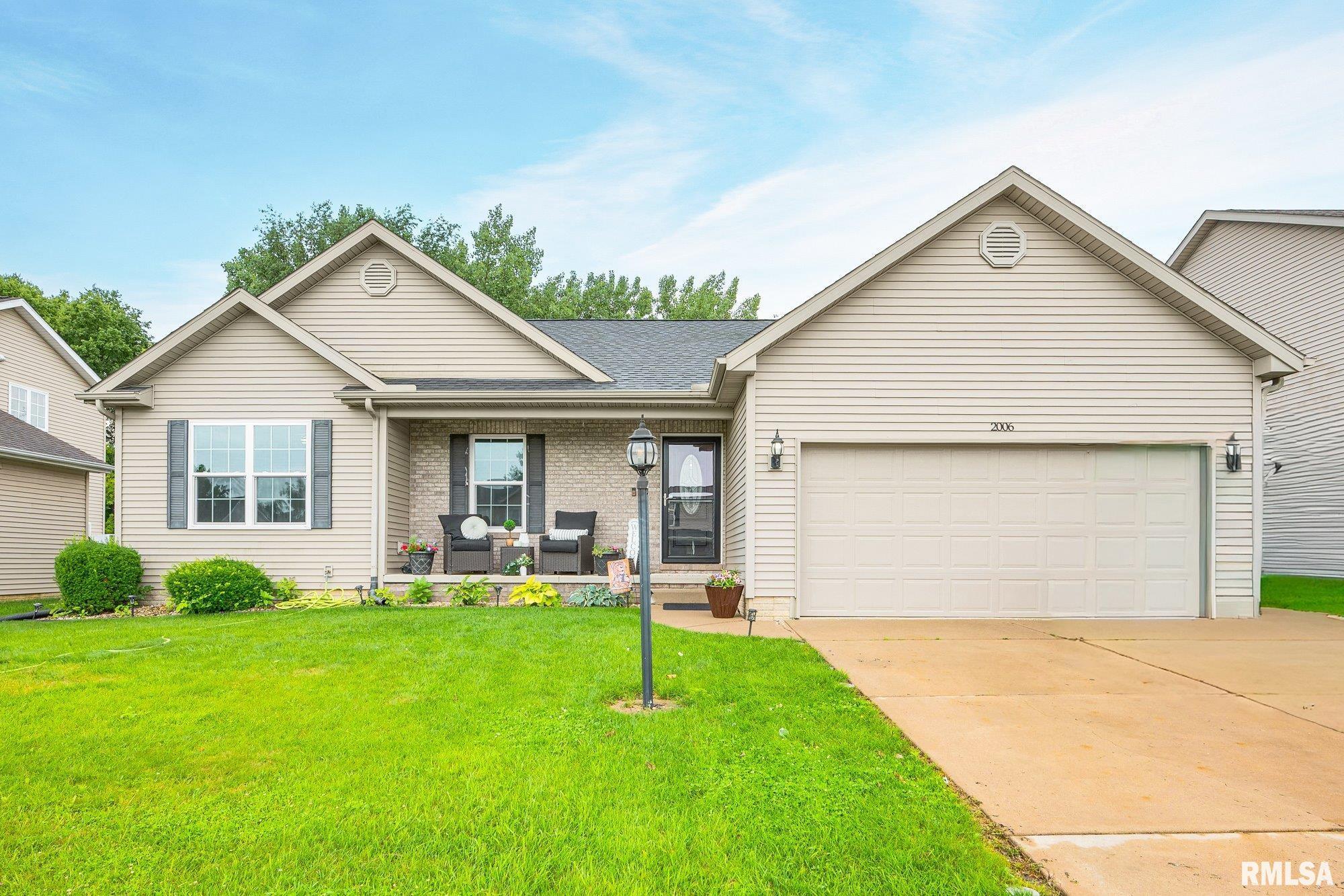 Luxury Home for sale at 2006 W MINERS Drive in Dunlap Illinois! Luxury Home for sale at 2006 W MINERS Drive in Dunlap Illinois!