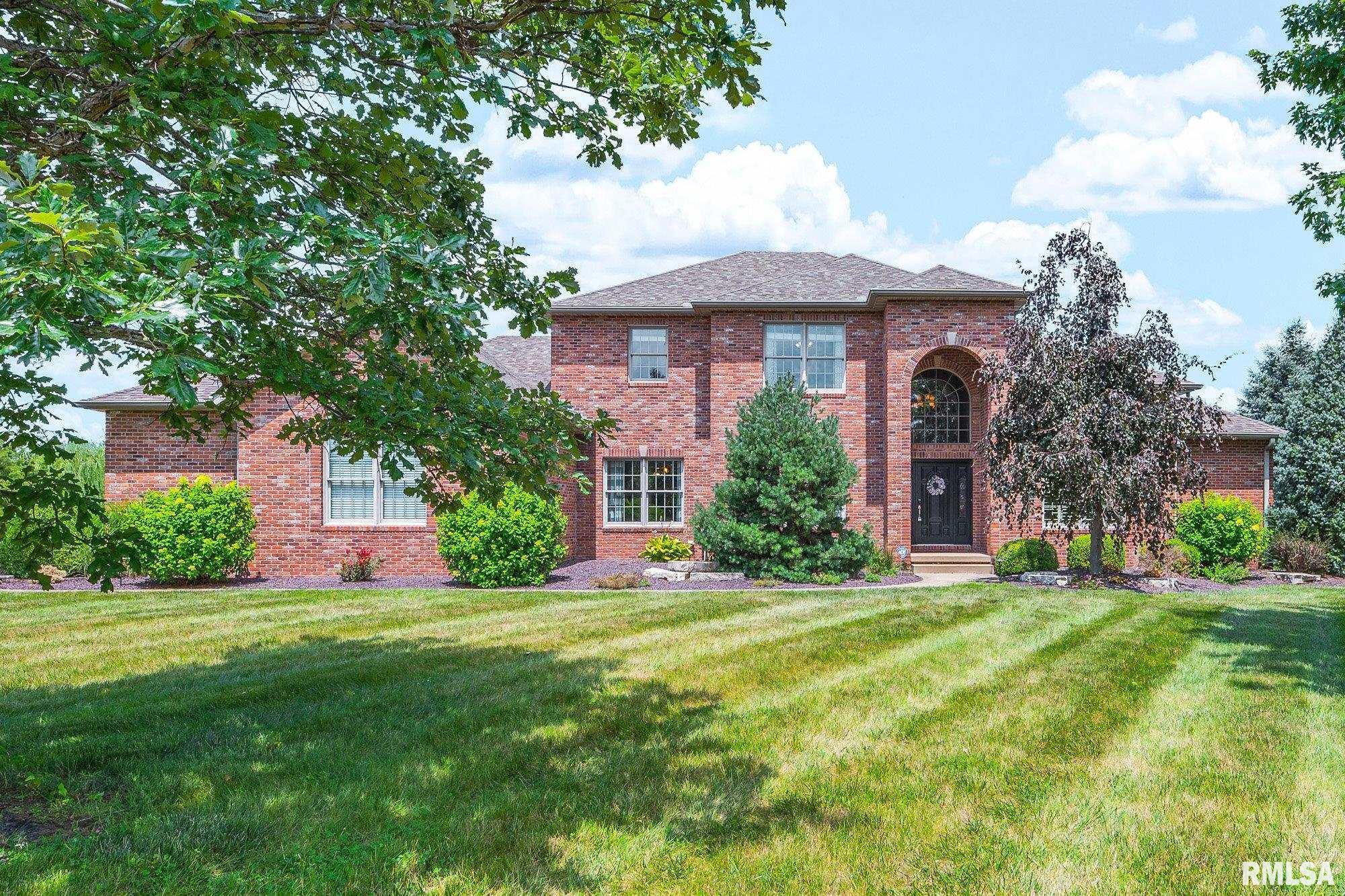 Luxury Home for sale at 576 PHEASANT Trail in Metamora Illinois! Luxury Home for sale at 576 PHEASANT Trail in Metamora Illinois!