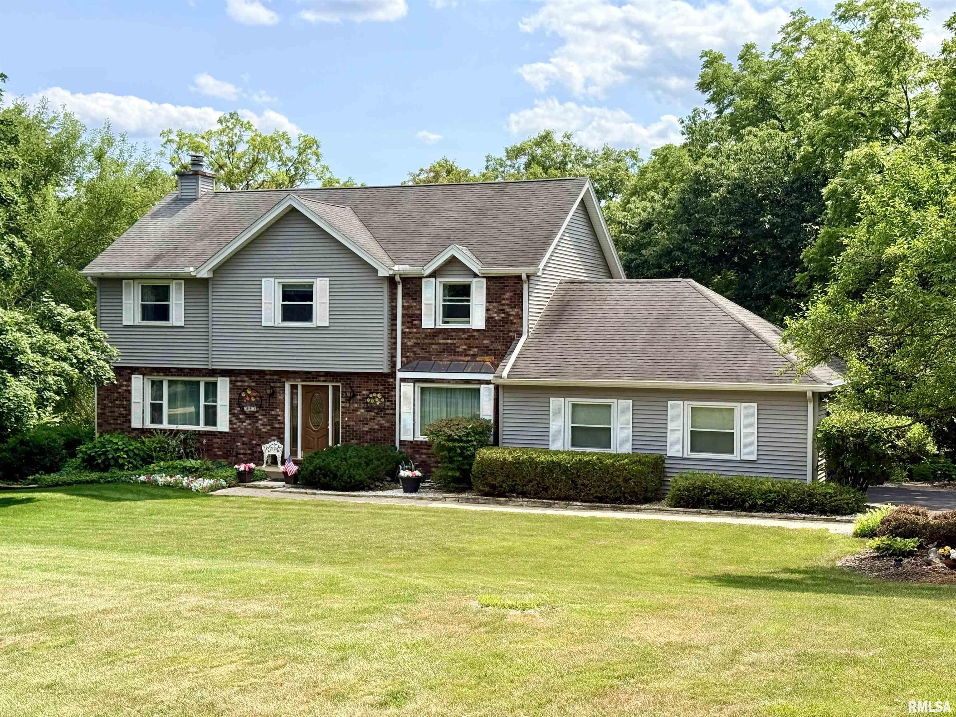 Luxury Home for sale at 628 E LAKE SHORE Drive  in Edelstein Illinois!