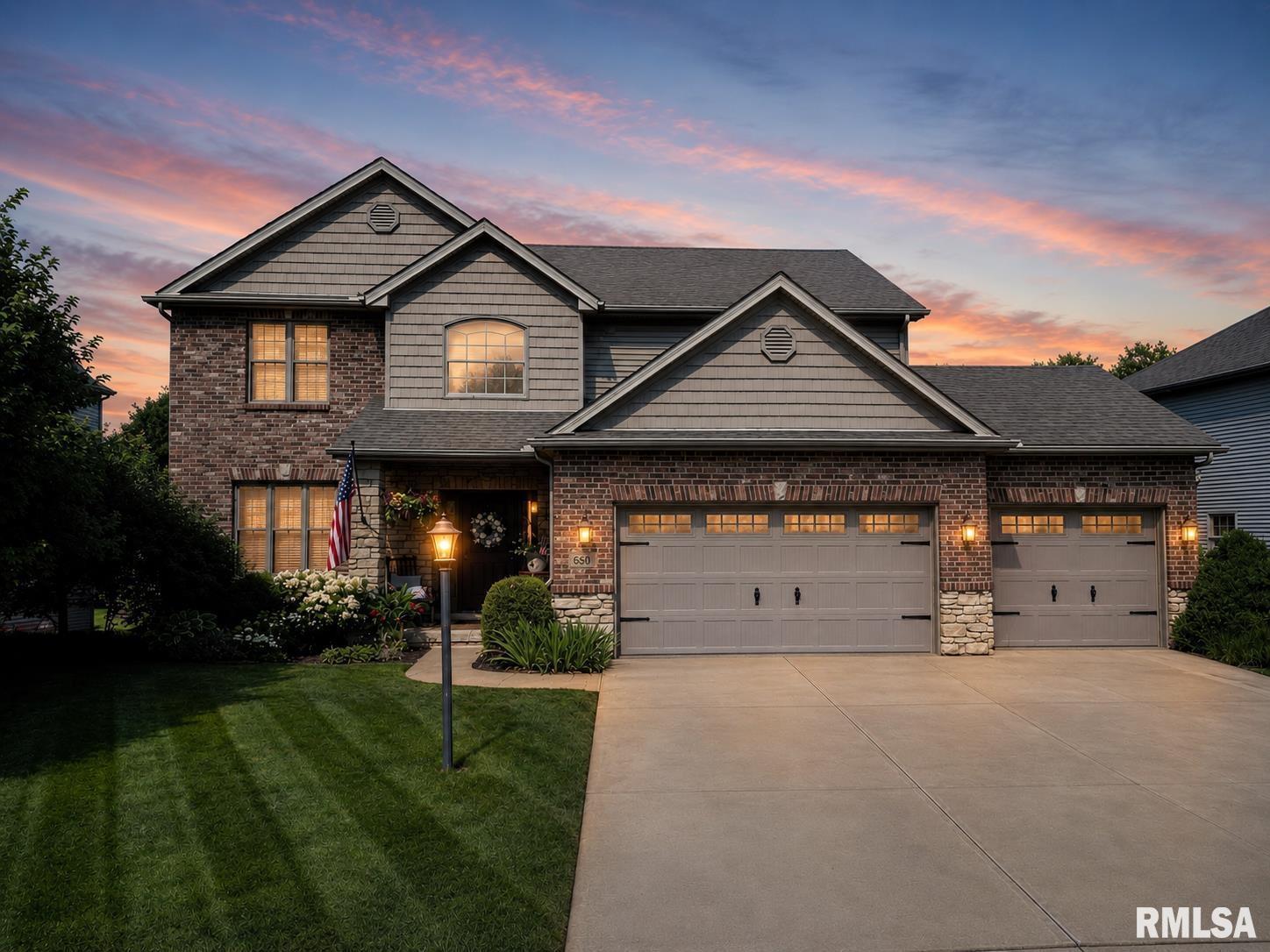 Luxury Home for sale at 6803 N Basket Oak Drive in Edwards Illinois! Luxury Home for sale at 6803 N Basket Oak Drive in Edwards Illinois!