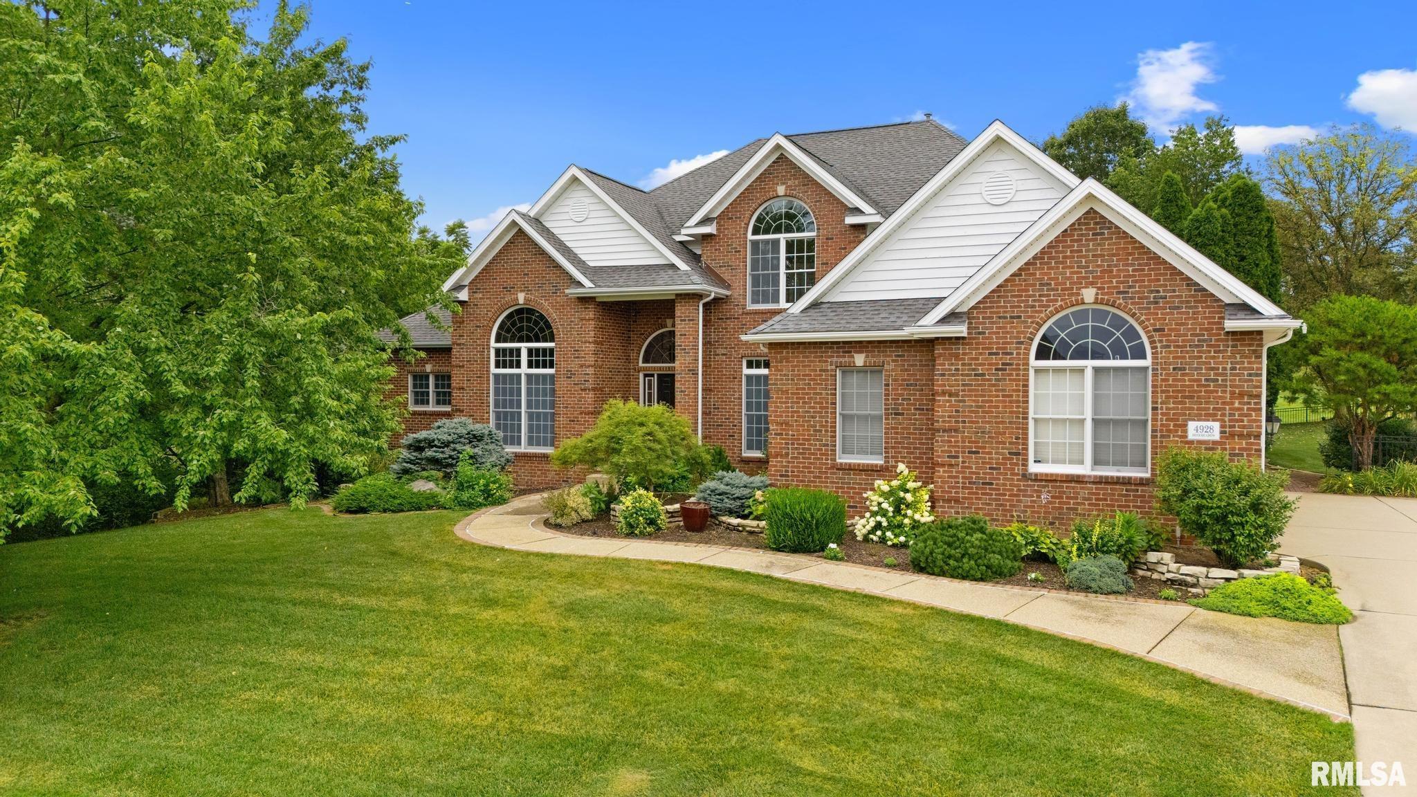 Luxury Home for sale at 4928 N DEERMEADOW Drive  in Peoria Illinois!