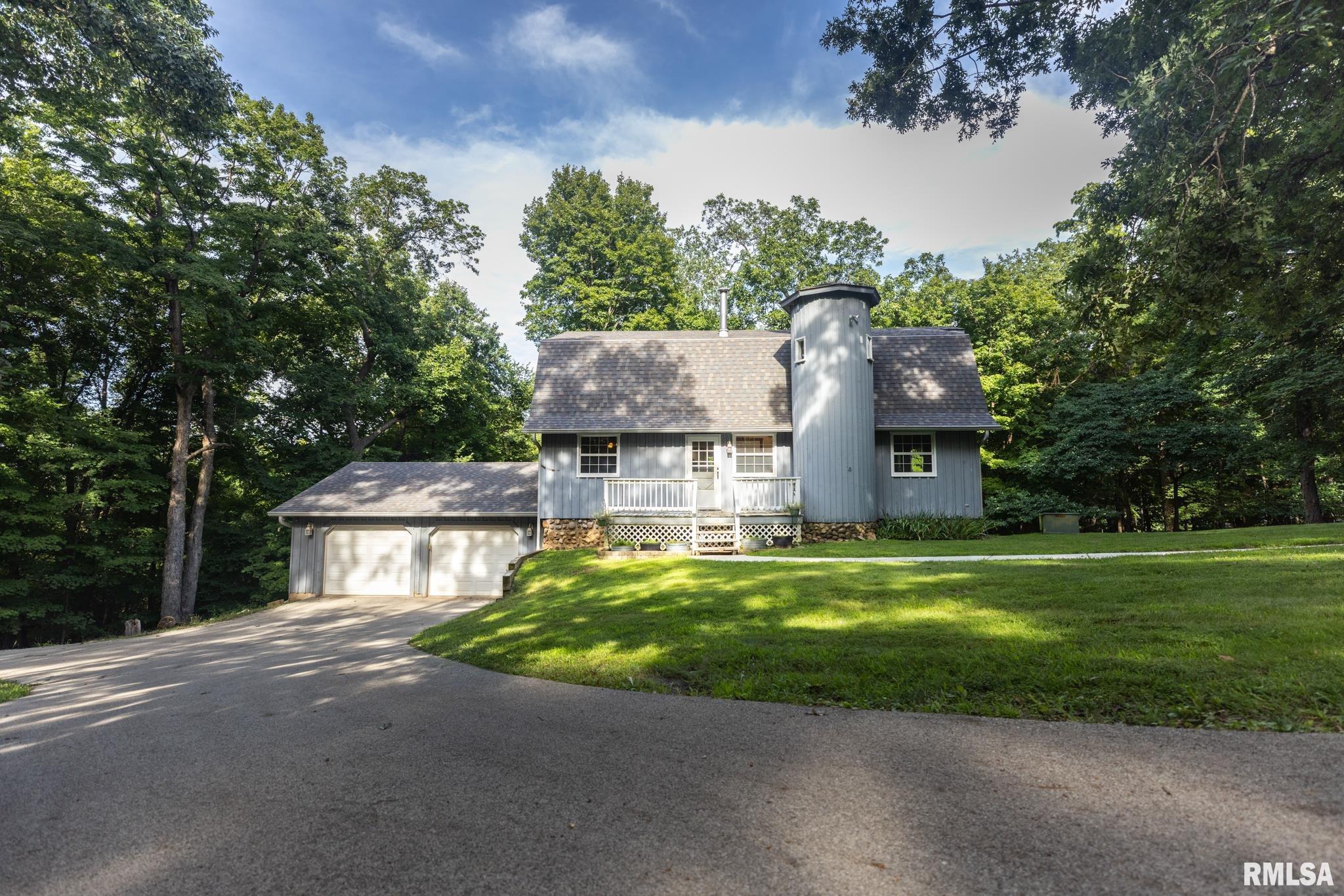 Home for sale at 1374 N FORREST Drive  in Germantown Hills Illinois!