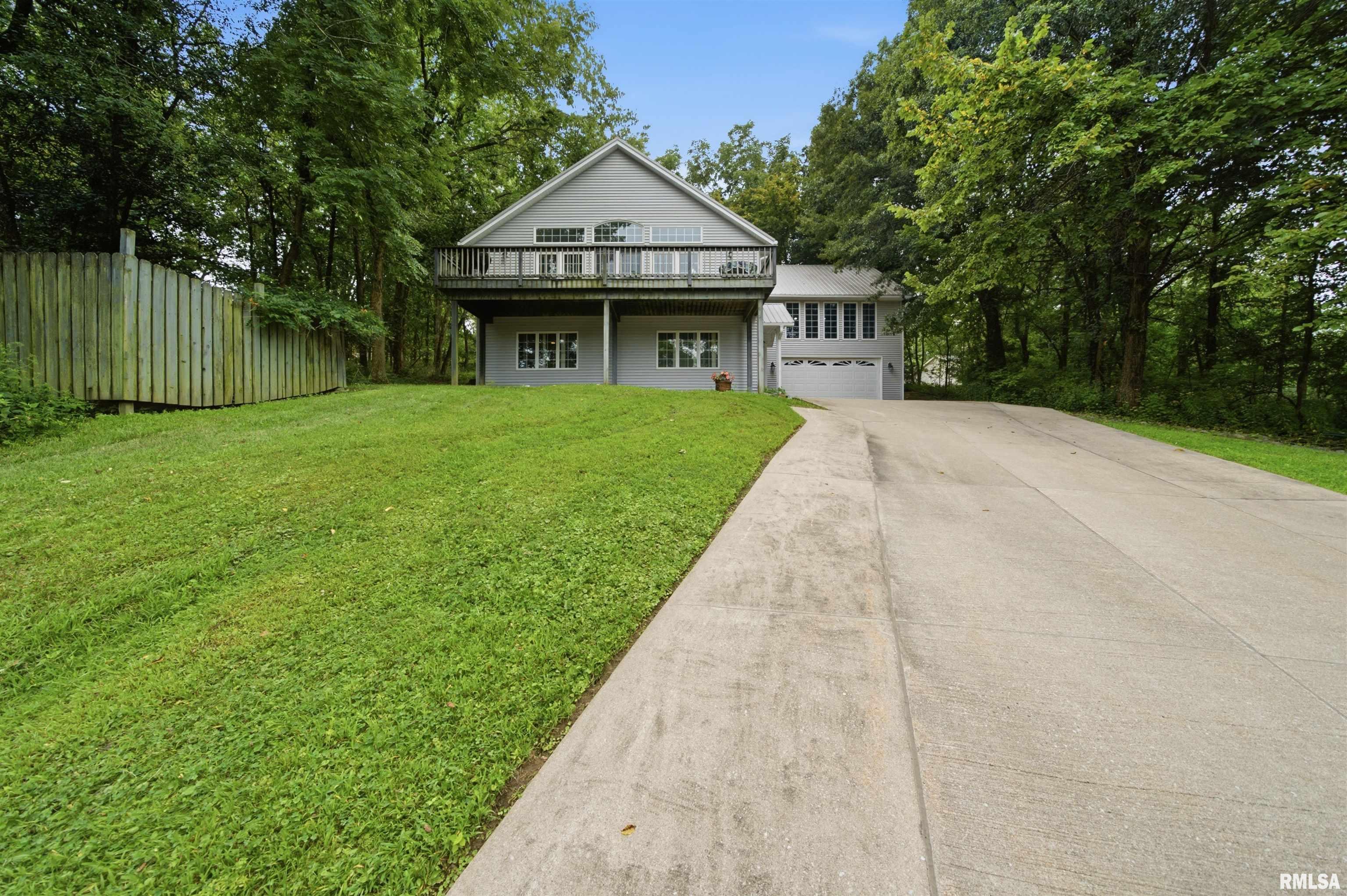 Luxury Home for sale at 447 PLEASANT VIEW Circle in Dahinda Illinois! Luxury Home for sale at 447 PLEASANT VIEW Circle in Dahinda Illinois!