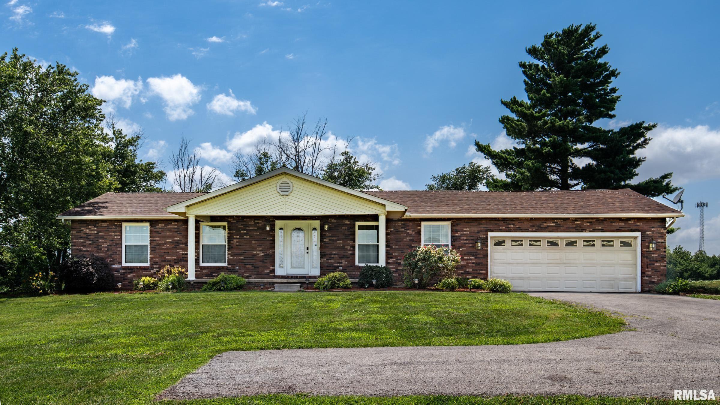 Home for sale at 7435 Koester Road in Marion Illinois! Home for sale at 7435 Koester Road in Marion Illinois!