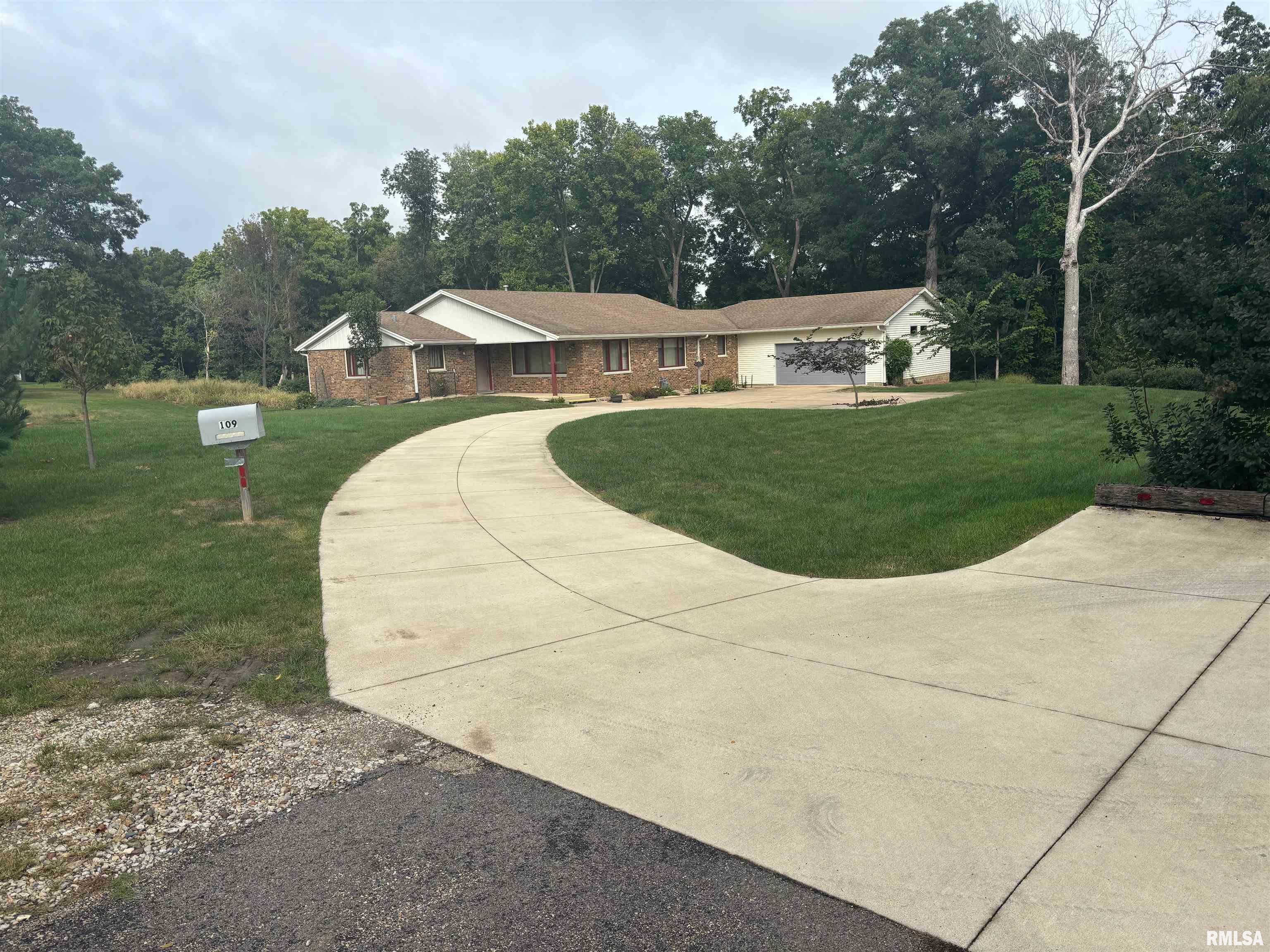 Luxury Home for sale at 109  MUNTER Place  in East Peoria Illinois!