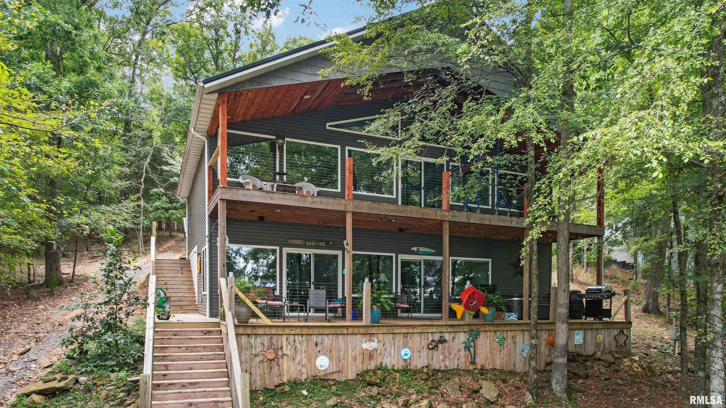 Luxury Home for sale at 410 MARK Drive in Goreville Illinois! Luxury Home for sale at 410 MARK Drive in Goreville Illinois!