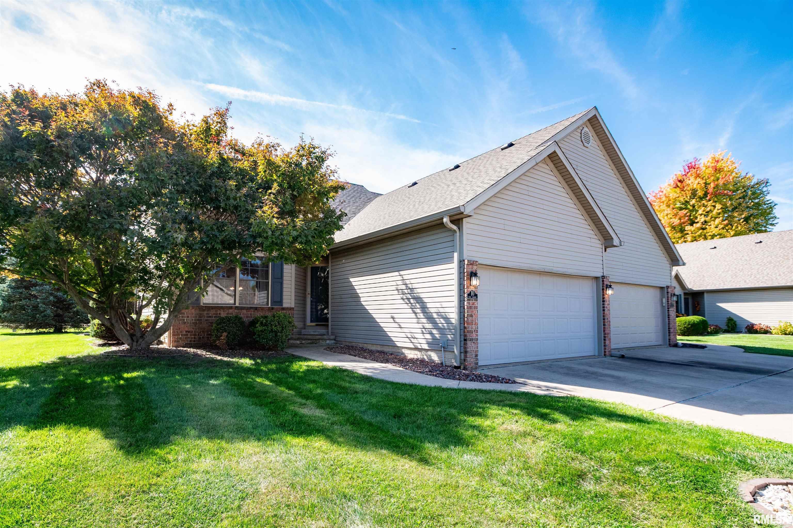 Home for sale at 10  ELK Court  in Washington Illinois!