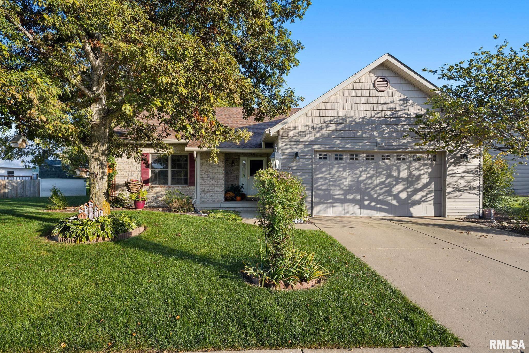 Home for sale at 1410  SADDLEBROOK Lane  in Metamora Illinois!