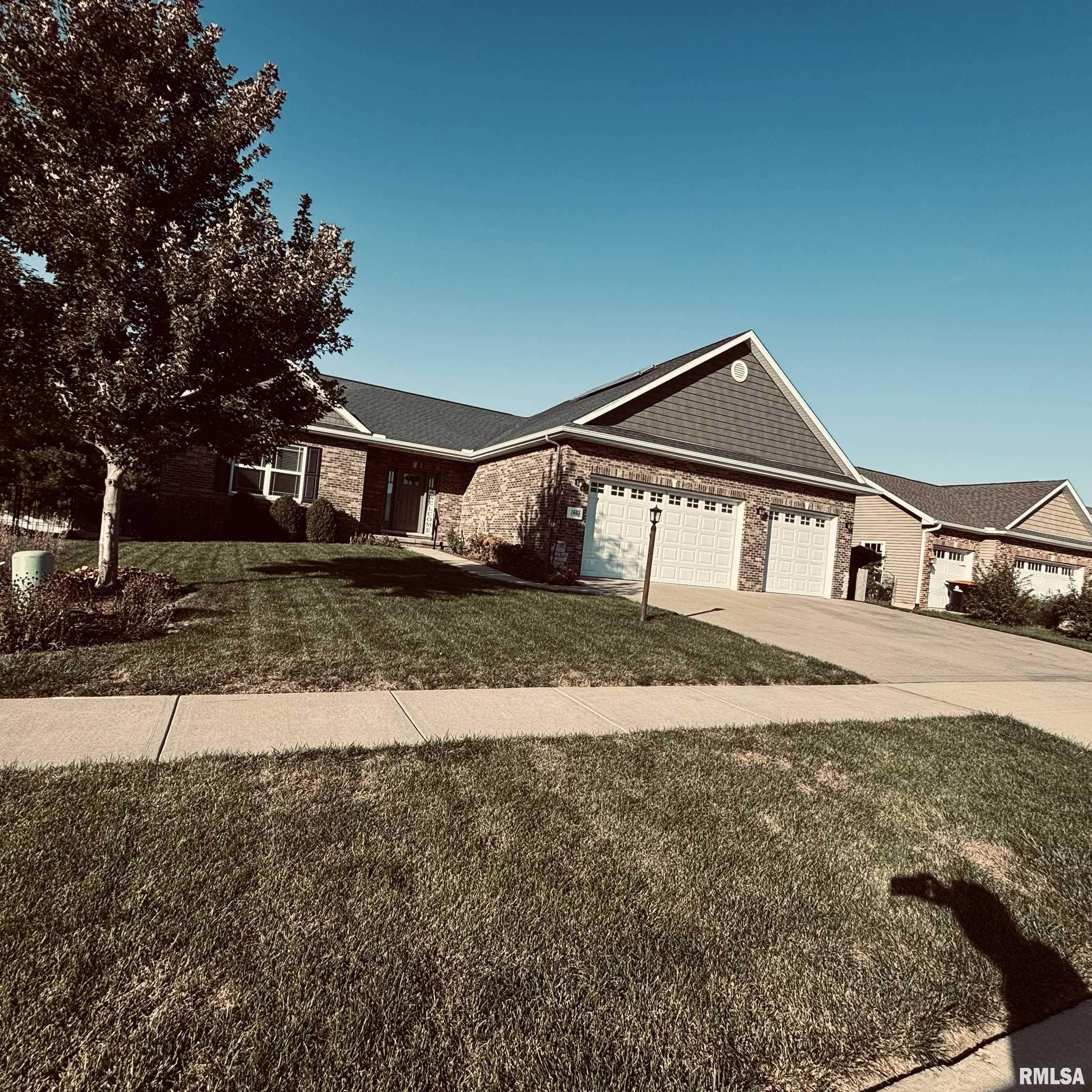 Luxury Home for sale at 1633  MACKENZIE Street  in Washington Illinois!