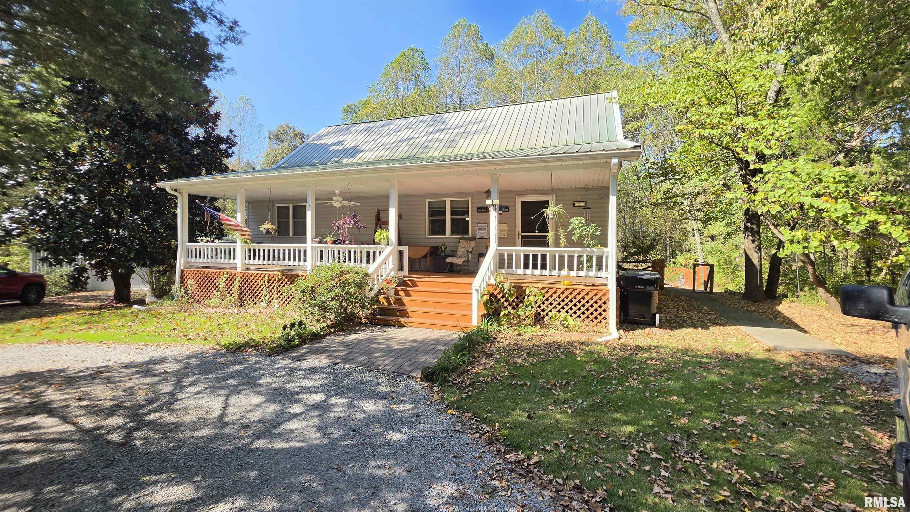 Luxury Home for sale at 1637 N State Highway 145 N Highway  in Stonefort Illinois!