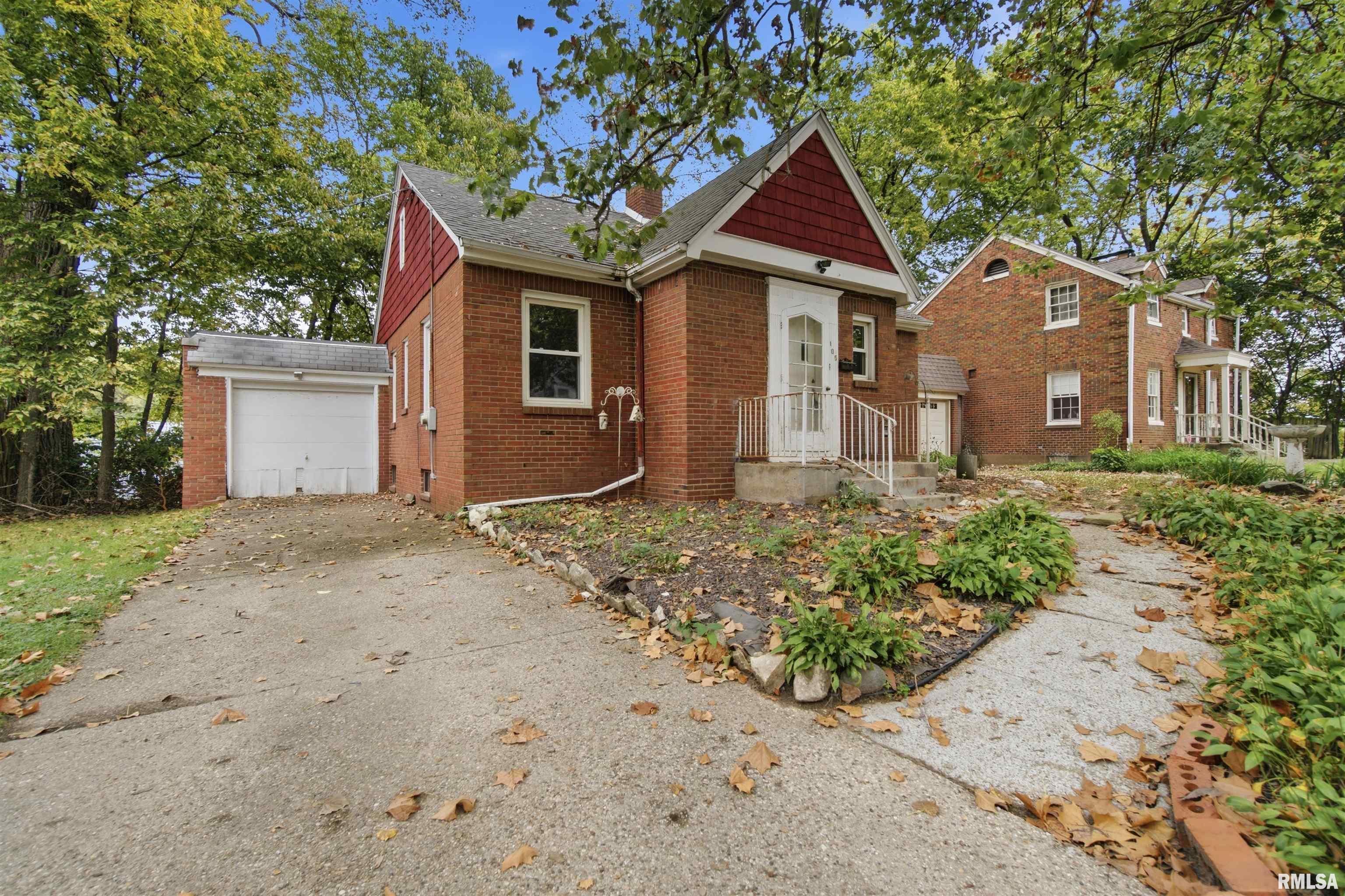 Home for sale at 105 N GLENVIEW Court  in Peoria Illinois!